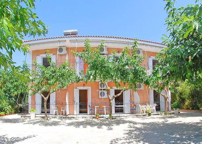 Emilia Apartments