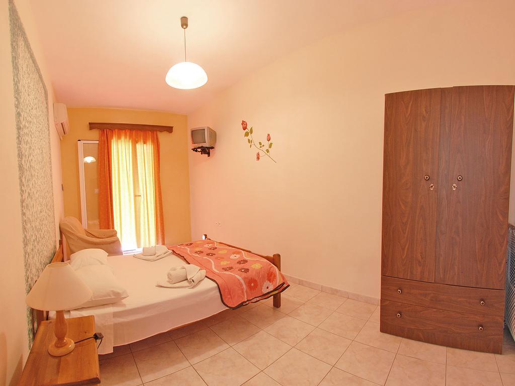 Apartment Emilia Trapezaki (Kefalonia)